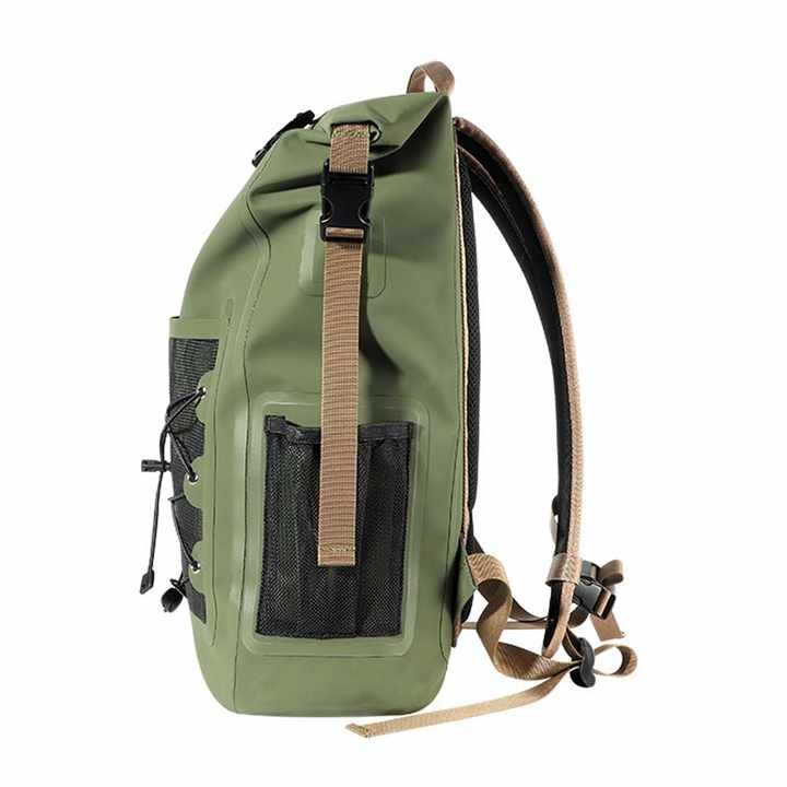 kayaking-backpack-2